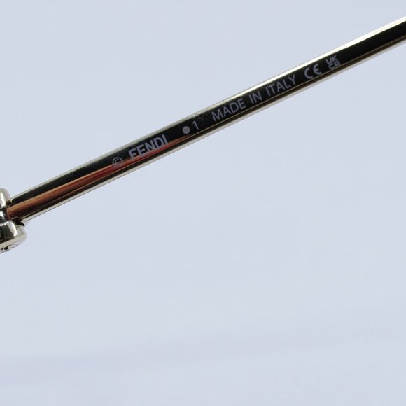Fendi FE40123U 30A Sunglasses Gold Square Frame, Smoke Lenses main image 11